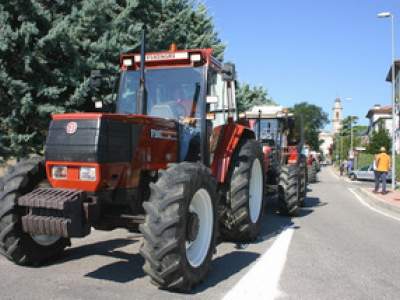 tractor-sdaz-2010-273